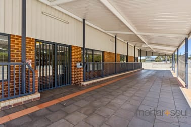 Click to view all images 8 Stirling Tce Toodyay WA 6566 - Image 3