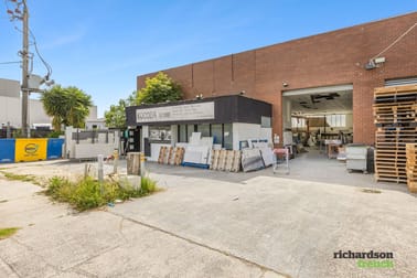 Click to view all images 21 Dandenong Street Dandenong VIC 3175 - Image 2