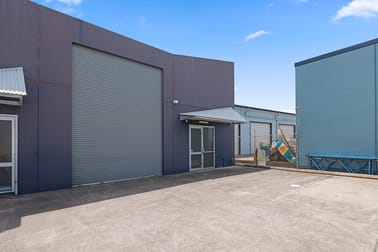 Click to view all images 2/1 Saltspray Close Redhead NSW 2290 - Image 2