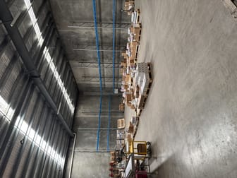 Click to view all images 3/8 Commercial Dr Tullamarine VIC 3043 - Image 2