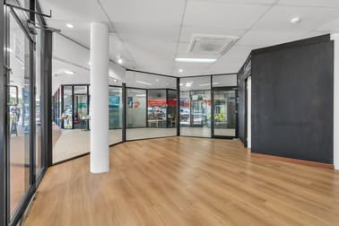 Click to view all images 8/2-4 Ocean Street Maroochydore QLD 4558 - Image 3