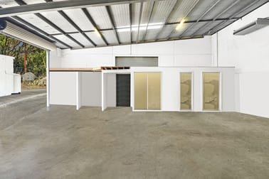 2/4 Lawyer Street Maleny QLD 4552 - Image 2