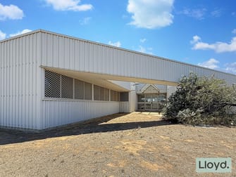 477 Kelly Street Deniliquin NSW 2710 - Image 2