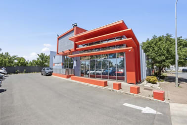 Click to view all images 9C Park Way Mawson Lakes SA 5095 - Image 2