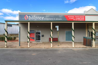 Click to view all images 139 Burrangong Street Grenfell NSW 2810 - Image 2