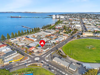 Click to view all images 28 Hallett Place Port Lincoln SA 5606 - Image 2