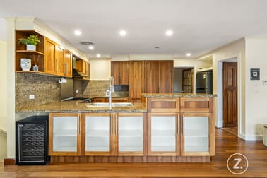 Click to view all images 6 Kellett Grove Kew VIC 3101 - Image 3