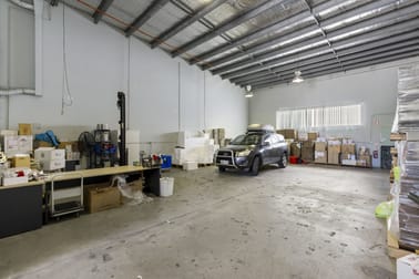 Click to view all images 8/29 Links Avenue Eagle Farm QLD 4009 - Image 3