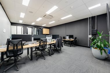 Click to view all images 204B Hall Street Spotswood VIC 3015 - Image 2