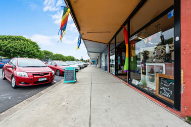 Click to view all images 10 Myer Street Lakes Entrance VIC 3909 - Image 3