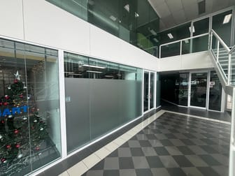 Click to view all images 4/18 Napier Close Deakin ACT 2600 - Image 3