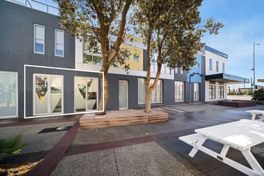 Click to view all images 4/1A The Strand Chelsea VIC 3196 - Image 1