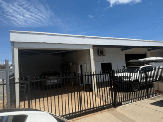 Click to view all images 167 Bunda Street Parramatta Park QLD 4870 - Image 2