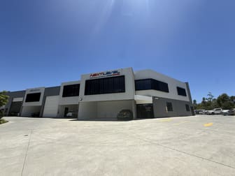 1/8 Distribution Court Arundel QLD 4214 - Image 1