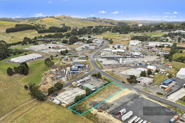 Click to view all images 38 Sanders Street Korumburra VIC 3950 - Image 3