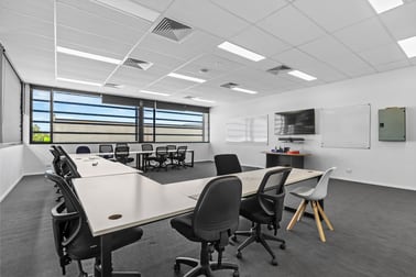 Click to view all images 6 Elwell Close Beresfield NSW 2322 - Image 2