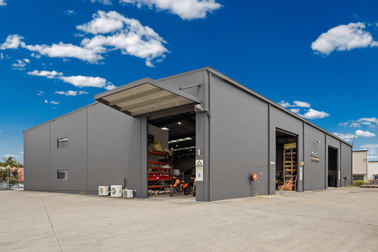 1/19 Hinkler Court Brendale QLD 4500 - Image 2