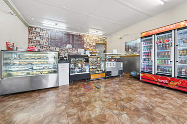 17 Camms Road Cranbourne VIC 3977 - Image 3