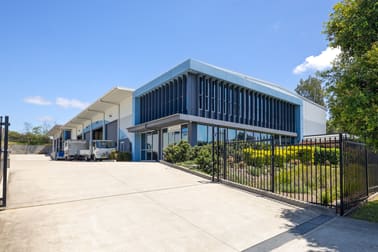 Click to view all images 105 Stenhouse Drive Cameron Park NSW 2285 - Image 2