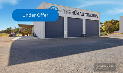 Click to view all images 100-104 Fortune Street Rutherglen VIC 3685 - Image 1