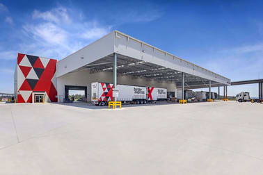 Click to view all images 195 Greenleaf Road Kooragang NSW 2304 - Image 1