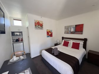 Click to view all images Russell Street Deniliquin NSW 2710 - Image 2