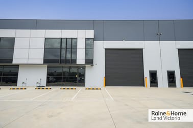 Click to view all images 162 Maddox Road Williamstown North VIC 3016 - Image 3