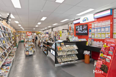 Click to view all images 62 Aberdeen Road Macleod VIC 3085 - Image 2