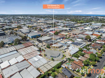 5/4 Kinwal Court Moorabbin VIC 3189 - Image 3