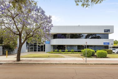 Click to view all images 88 Lissiman Street Gosnells WA 6110 - Image 1