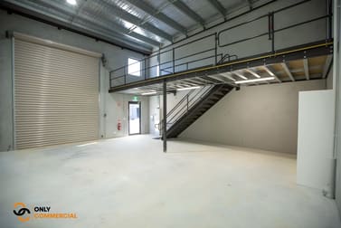 17 Middle Road Hillcrest QLD 4118 - Image 2