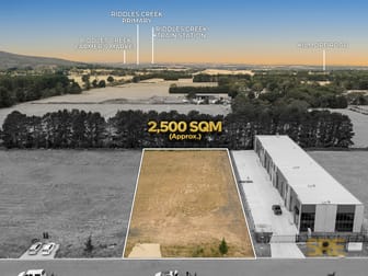 Click to view all images 12 Pioneer Way New Gisborne VIC 3438 - Image 2