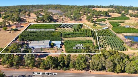 Click to view all images 1311 Brookton Highway Karragullen WA 6111 - Image 1