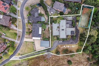 11 Cardinia Close Dandenong North VIC 3175 - Image 1