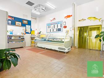 Click to view all images 4-7 Esplanade Tin Can Bay QLD 4580 - Image 3