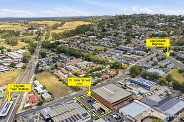 Click to view all images 11 John Street Lilydale VIC 3140 - Image 3