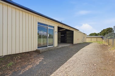 Click to view all images 18 Thomson Street Maffra VIC 3860 - Image 3