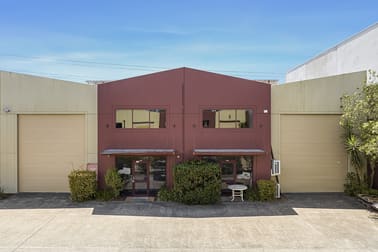 Click to view all images 5 & 6/55 Gavenlock Road Tuggerah NSW 2259 - Image 2