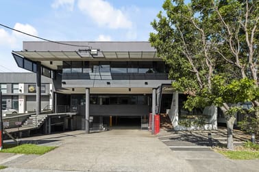 Click to view all images 2 Mayneview Street Milton QLD 4064 - Image 2