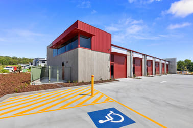 Click to view all images 4/33-35 Daintree Drive Redland Bay QLD 4165 - Image 1