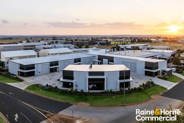 10/1 Capital Drive Dubbo NSW 2830 - Image 2