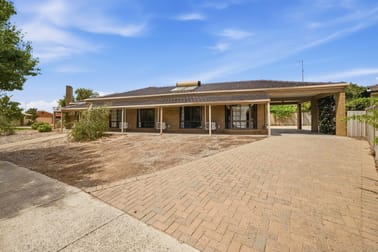 6 Henderson Court Shepparton VIC 3630 - Image 1