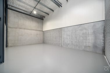 Click to view all images 2/25 Shearwater Drive Taylors Beach NSW 2316 - Image 2