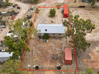 32 Commercial Road Wongan Hills WA 6603 - Image 1