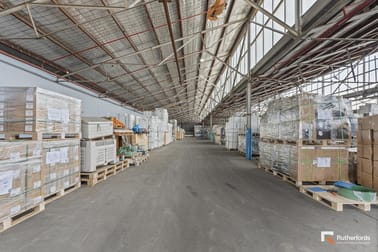 Click to view all images 31/350 Settlement Road Thomastown VIC 3074 - Image 3