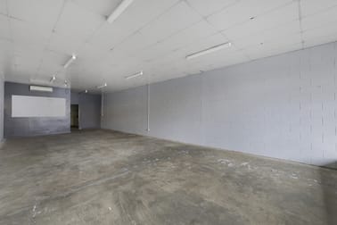 2/42 Moore Street Moe VIC 3825 - Image 3