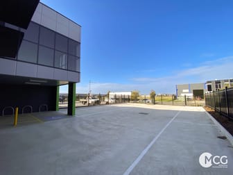 36 Peterpaul/36 Peterpaul Way Truganina VIC 3029 - Image 3