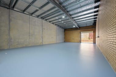 2/17 Zeta Crescent O'connor WA 6163 - Image 2