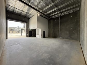 Unit 4/17 Norfolk Avenue South Nowra NSW 2541 - Image 2