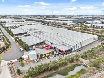 Click to view all images 15 & 33 Archer Road Truganina VIC 3029 - Image 2